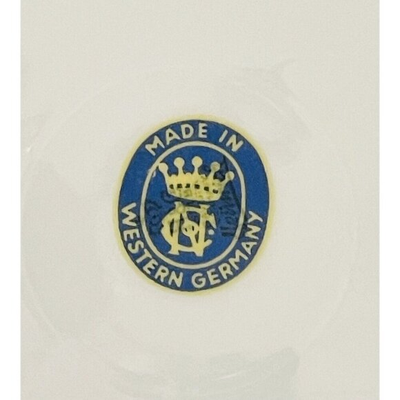 Vintage NC Fruit Orchard Plate 7.75” Plum Grapes Dessert Gold Trim Porcelain - Picture 5 of 5